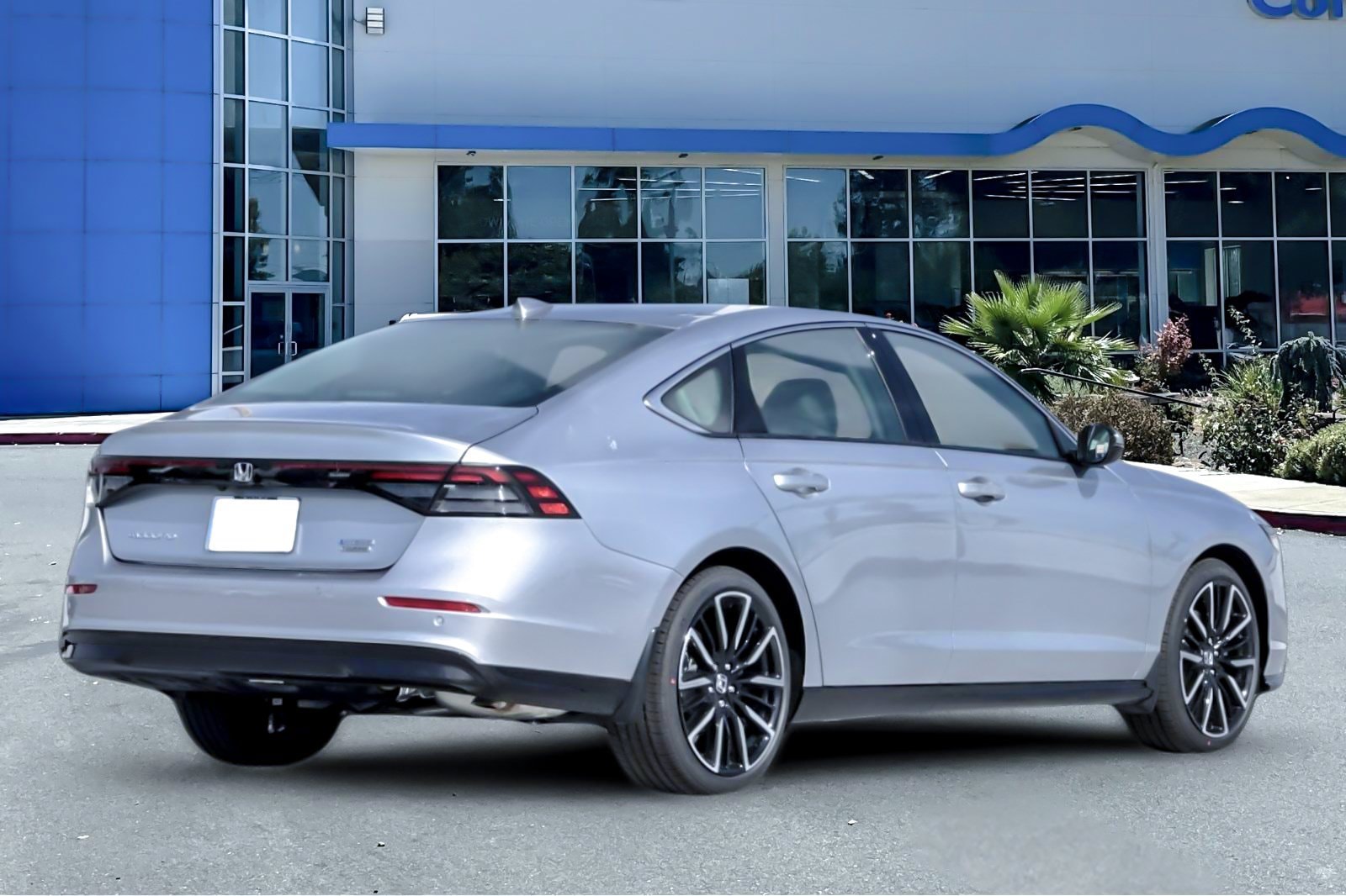 Accord Hybrid Touring Sedan