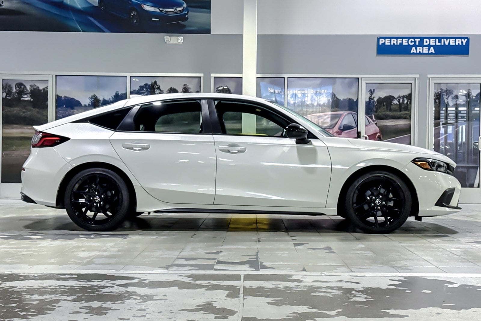 2024 Honda Civic Sport photo 3