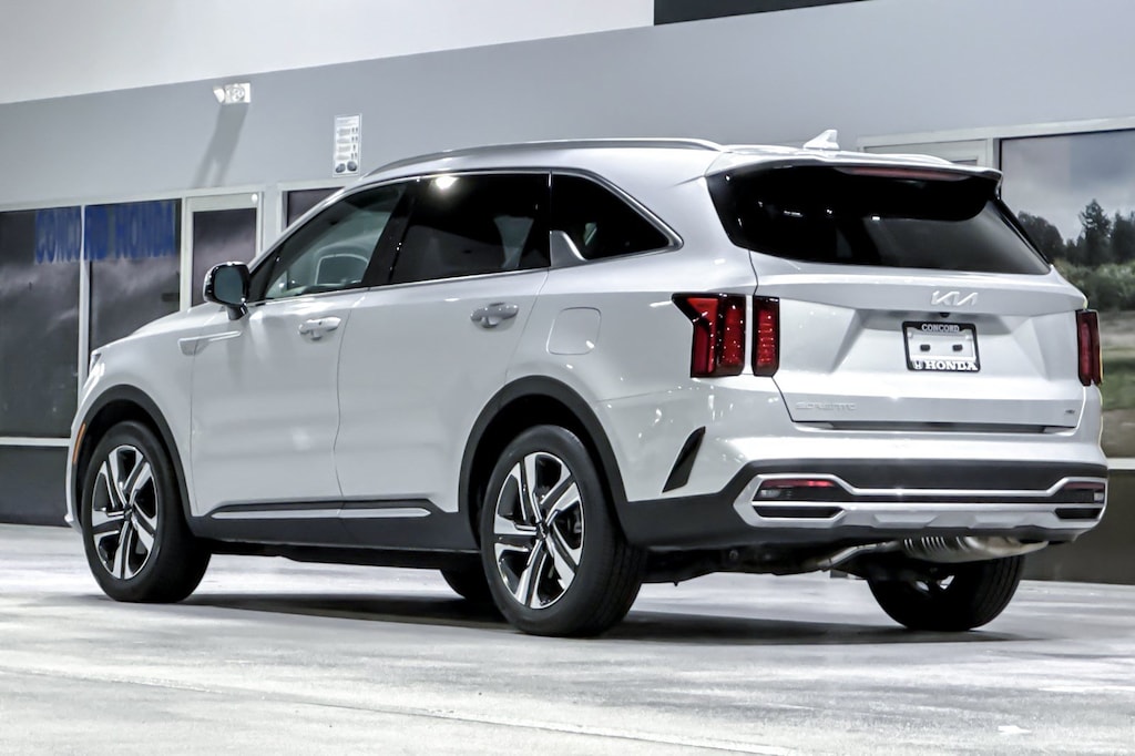 Used 2023 Kia Sorento Hybrid EX SUV