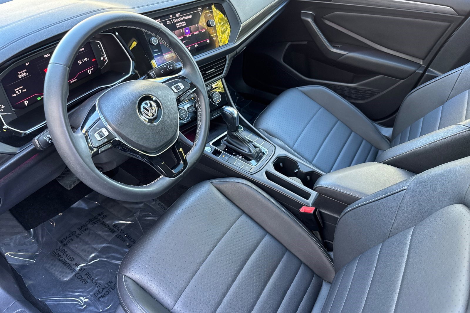 2021 Volkswagen Jetta 1.4T SEL photo 4