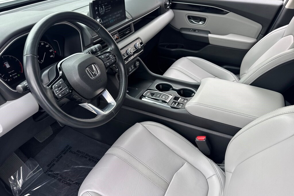 Used 2024 Honda Pilot Touring SUV