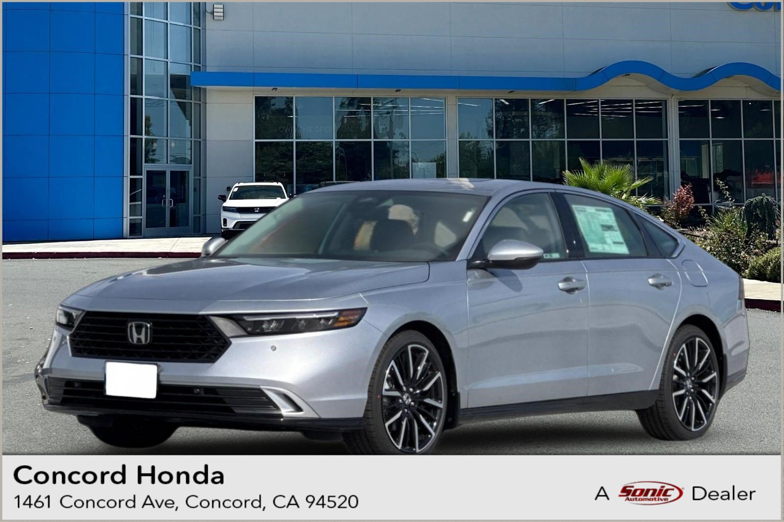 Accord Hybrid Touring Sedan