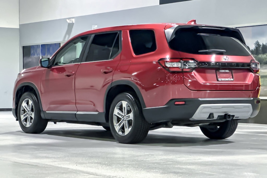 Used 2023 Honda Pilot EX-L 7 Passenger SUV