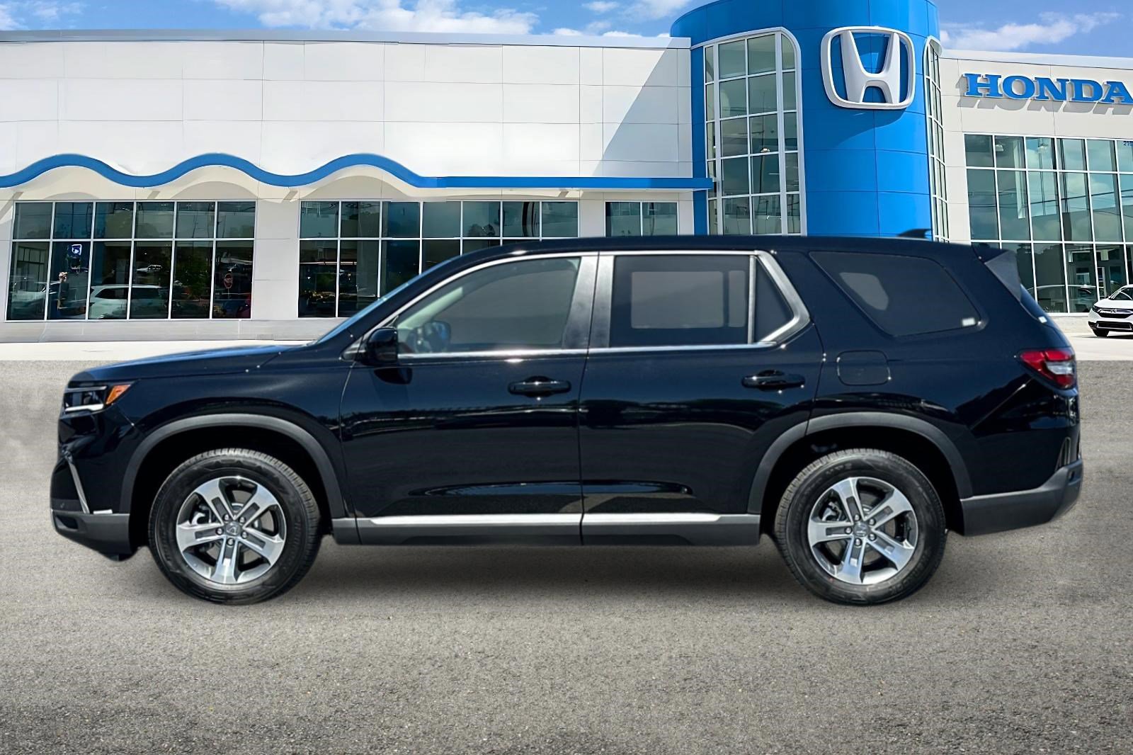 2025 Honda Pilot EX-L photo 2
