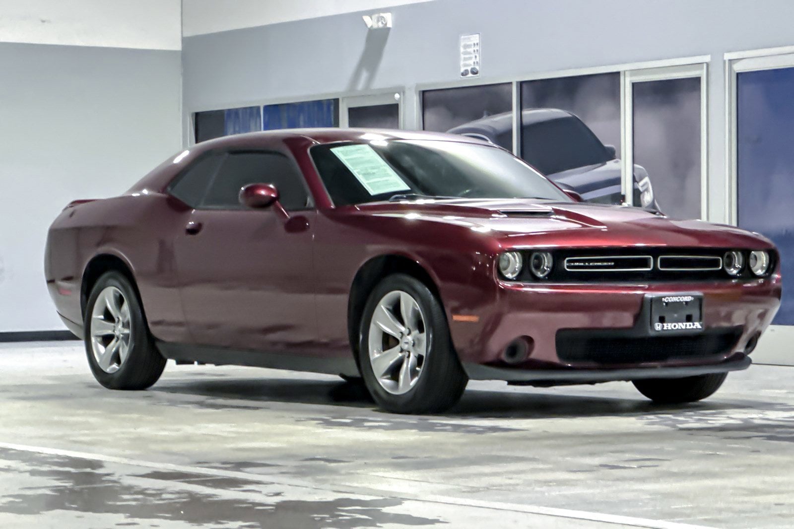 2019 Dodge Challenger SXT photo 5