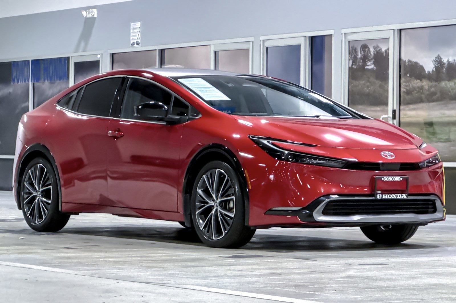 2024 Toyota Prius Limited photo 5