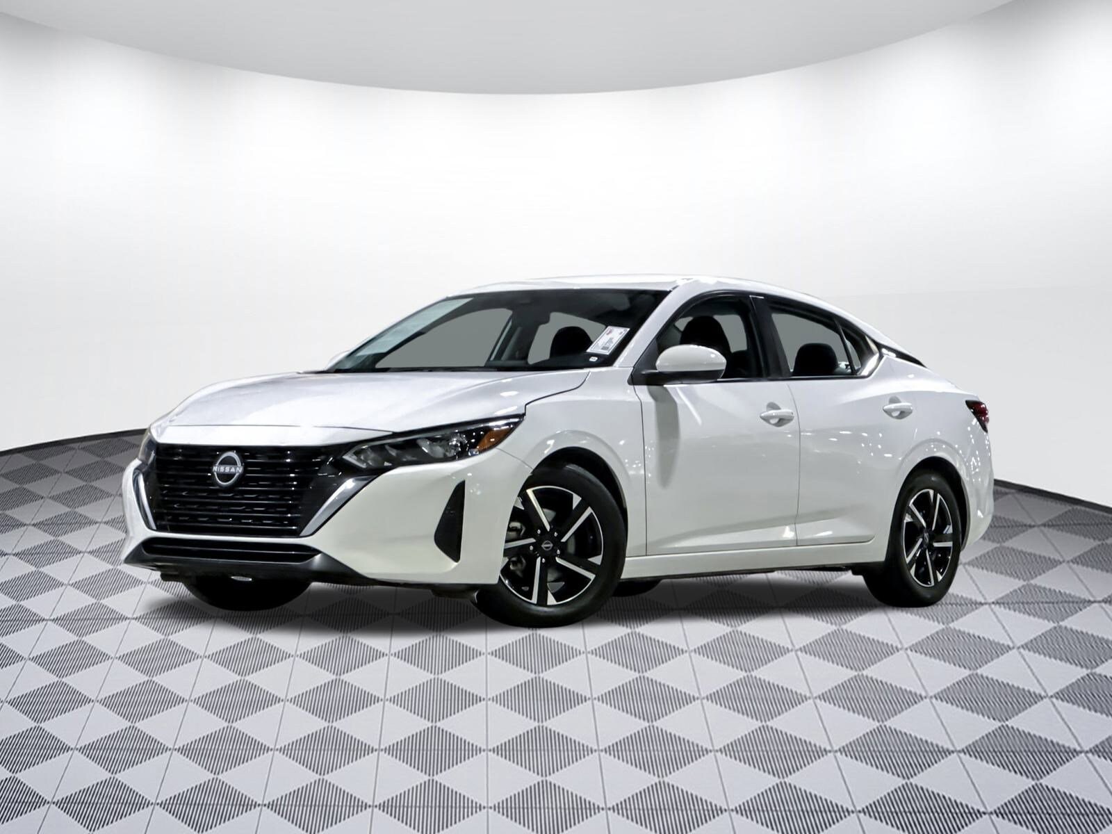 2024 Nissan Sentra SV photo 3