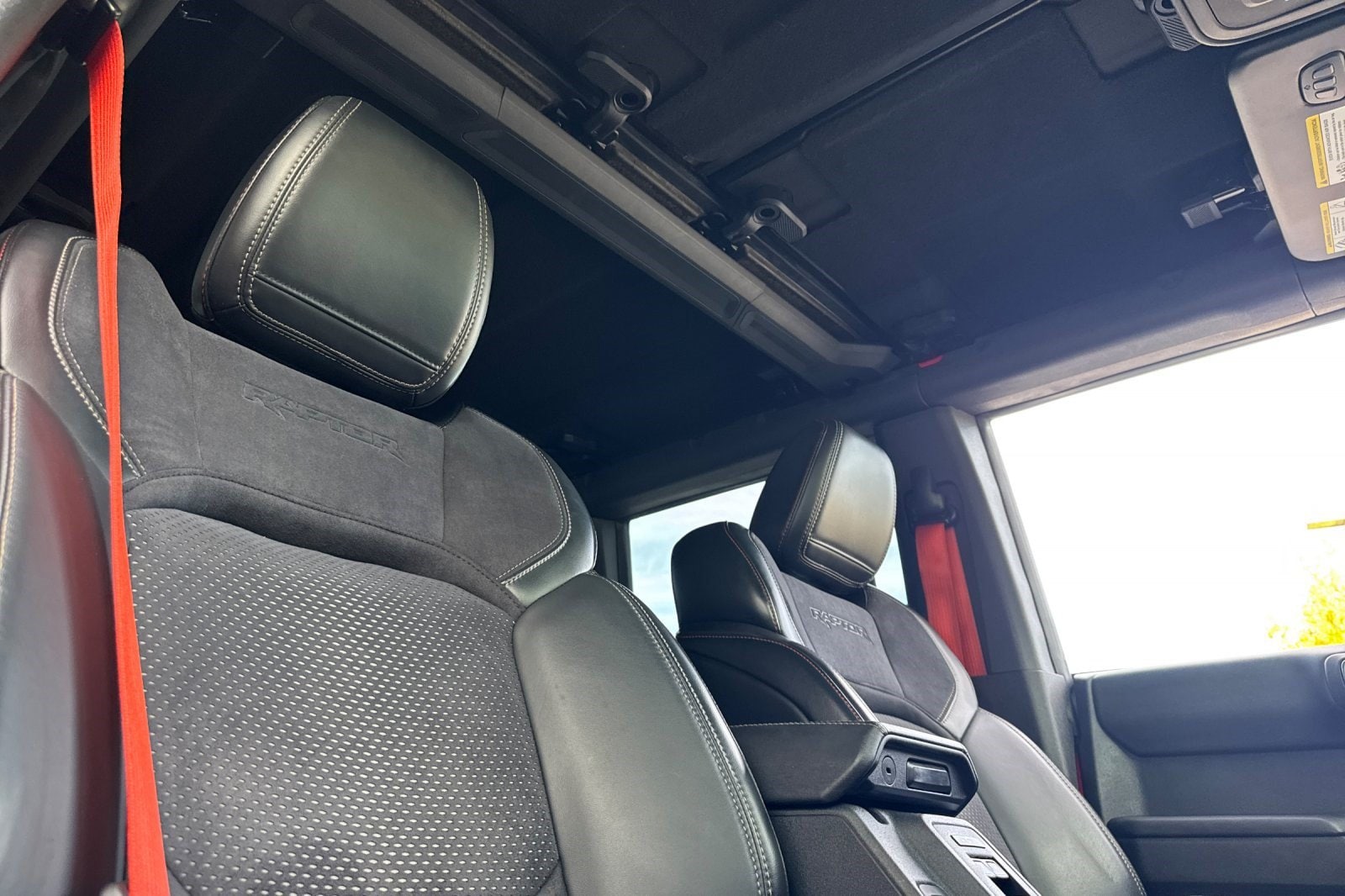 2023 Ford Bronco 4-Door Raptor - Photo 27