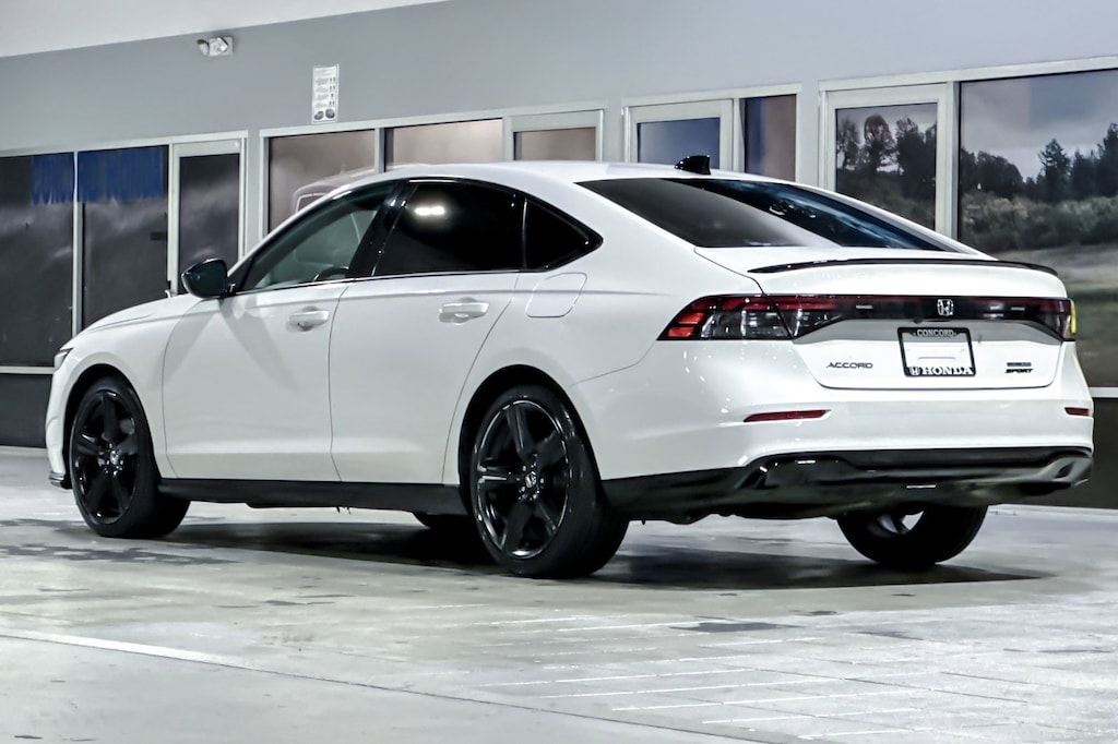 Used 2025 Honda Accord Hybrid Sport-L Sedan