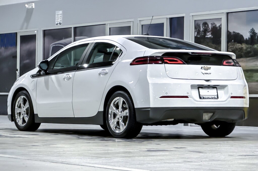Used 2014 Chevrolet Volt Base Hatchback