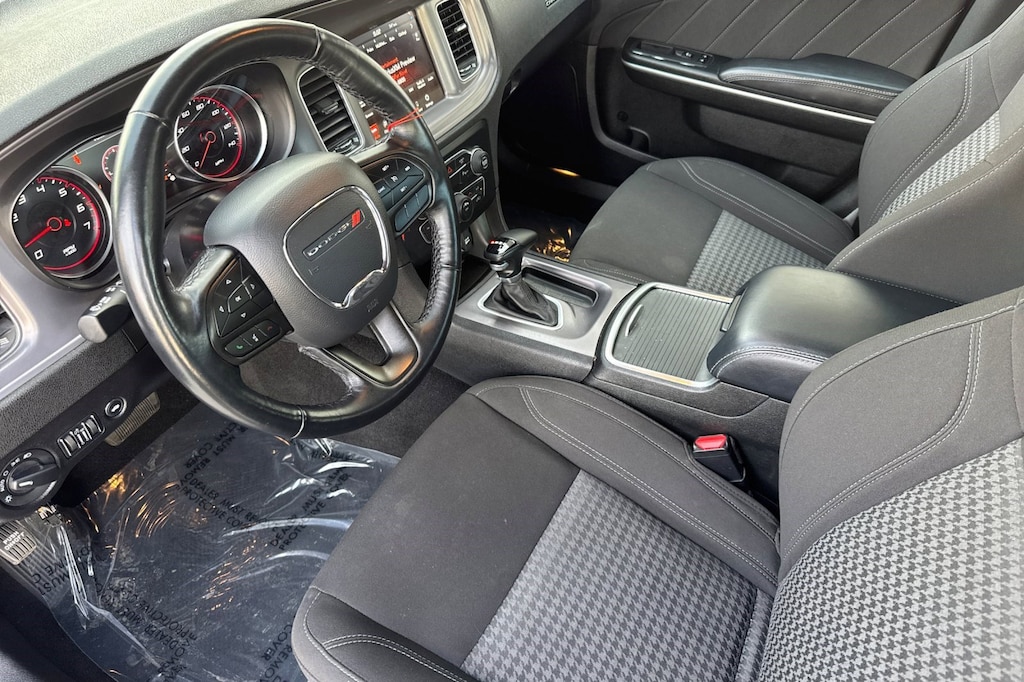 Used 2023 Dodge Charger SXT Sedan