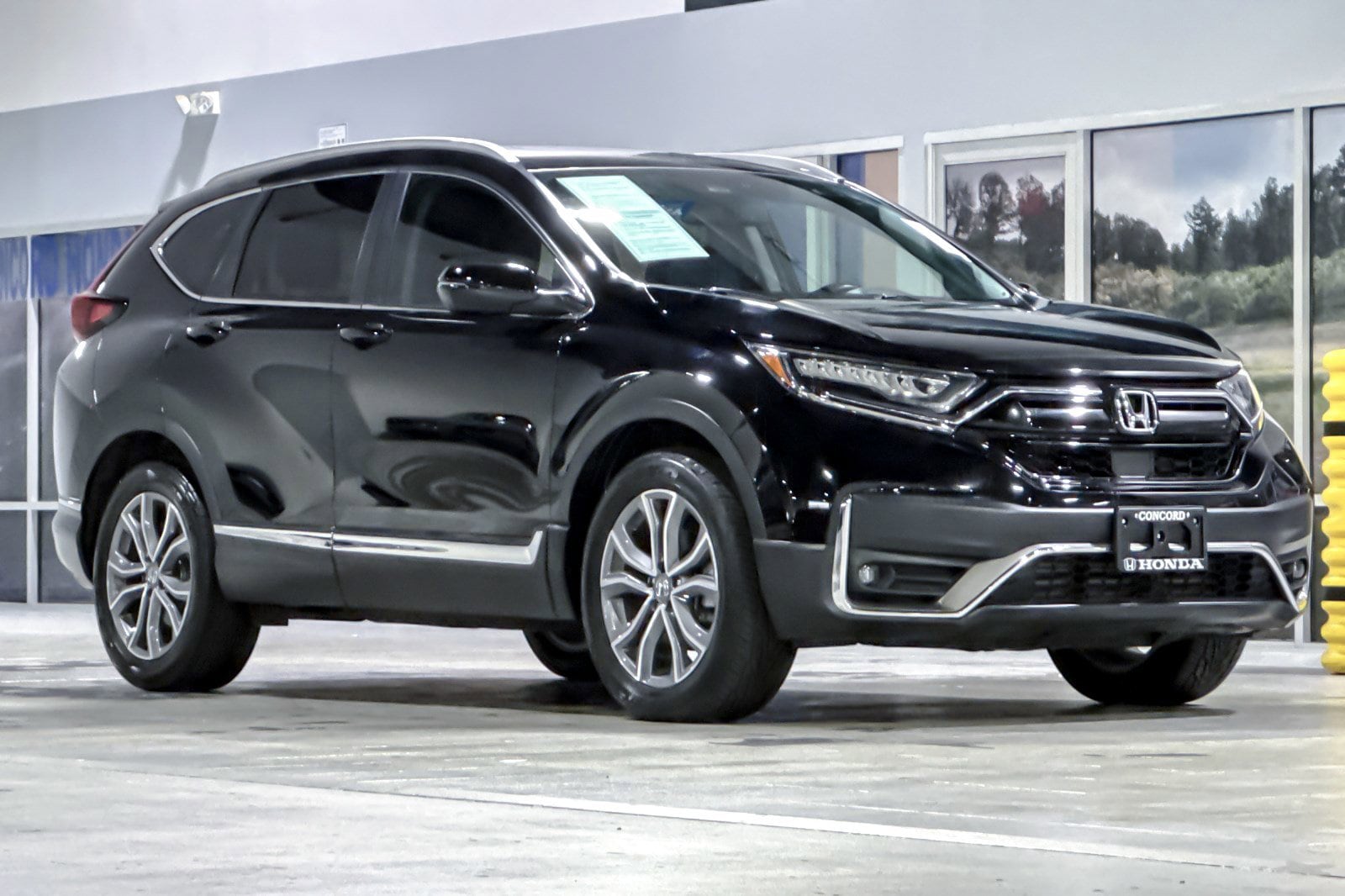 2022 Honda CR-V Touring photo 5