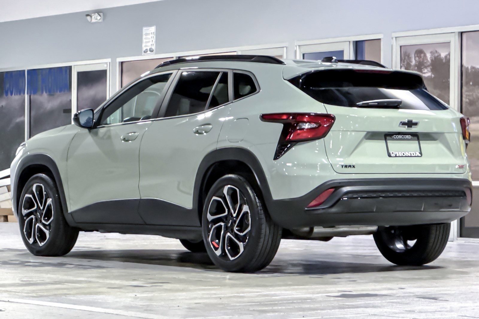 2024 Chevrolet Trax photo 3