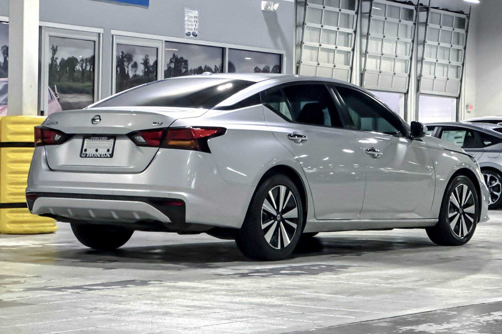 2021 Nissan Altima 2.5 SV photo 3