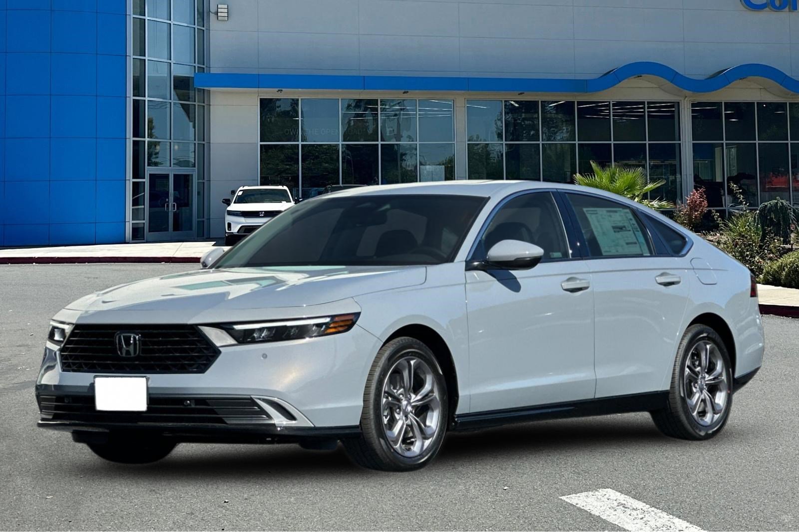 2025 Honda Accord Hybrid EX-L photo 2