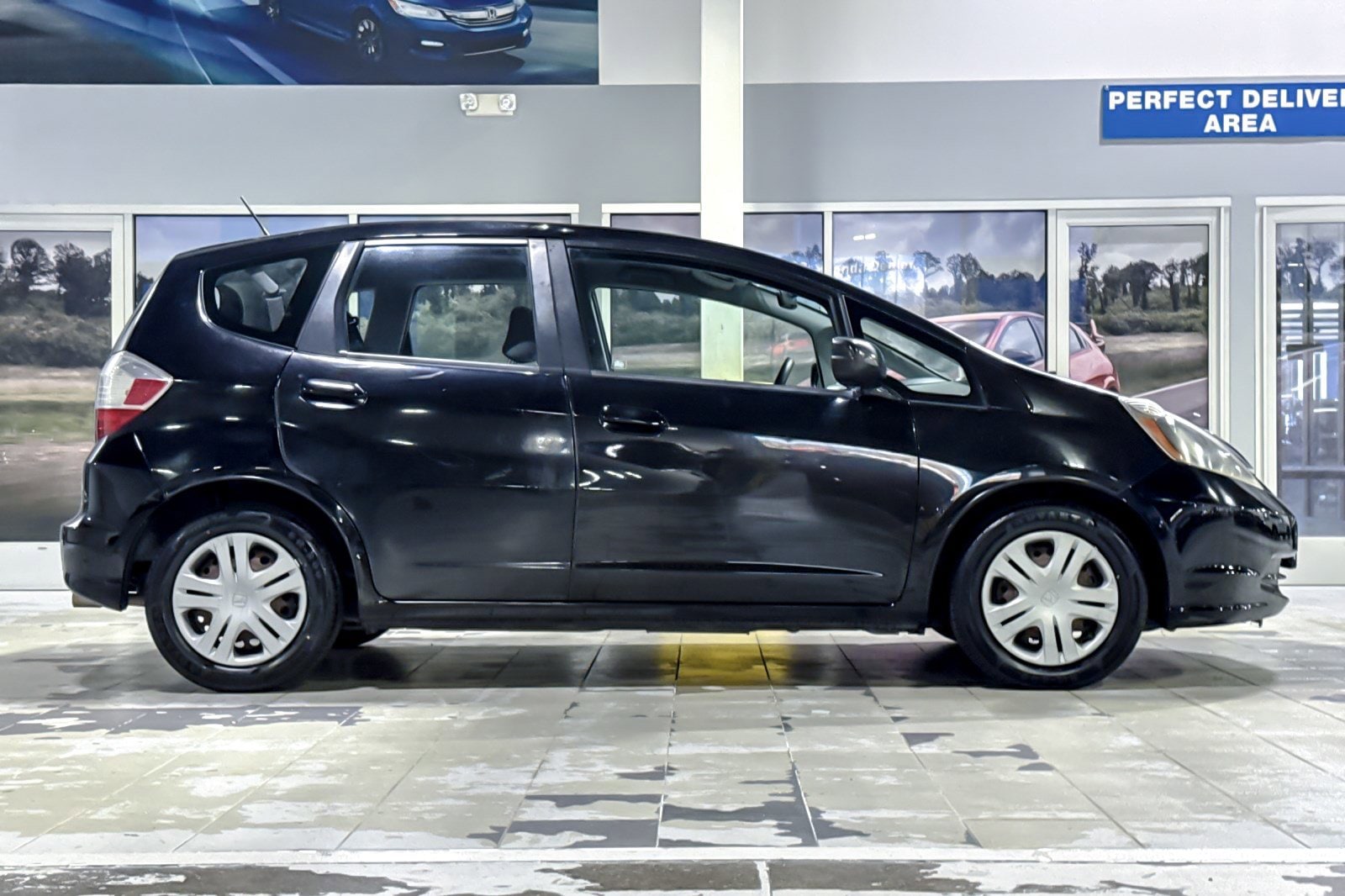 2011 Honda Fit Base photo 6