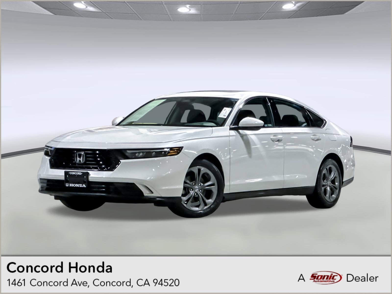 2024 Honda Accord EX's photo