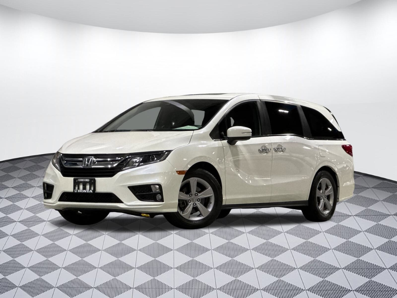 2019 Honda Odyssey EX-L photo 2