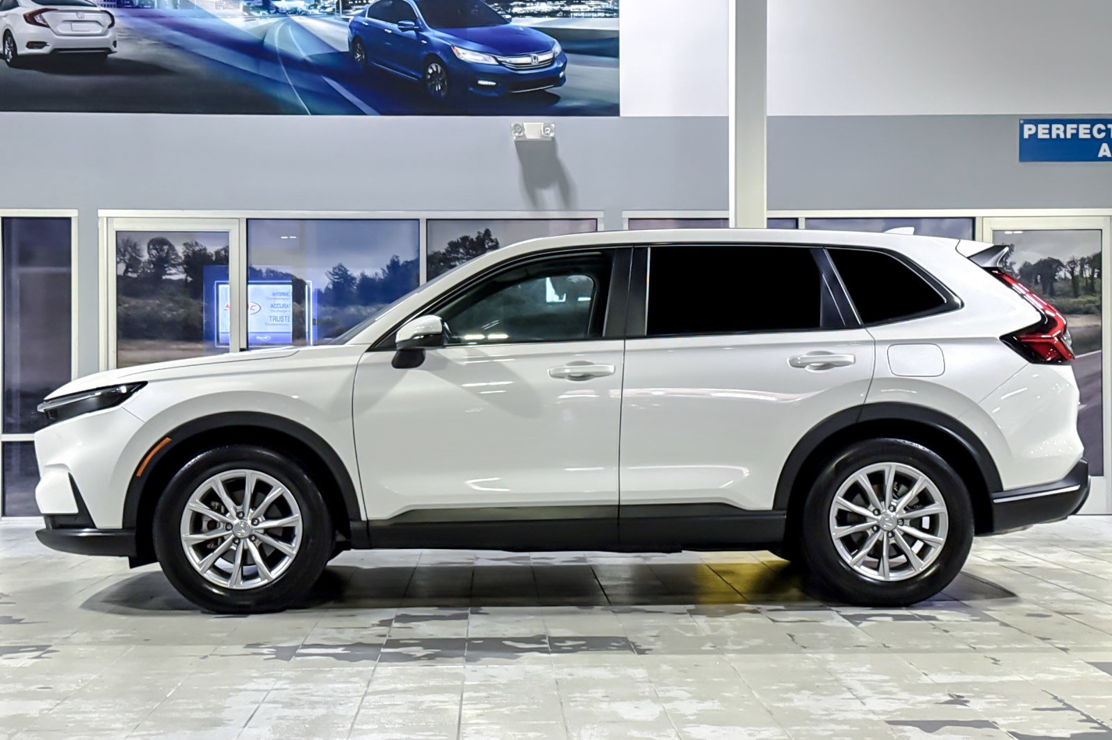 2024 Honda CR-V EX-L photo 2
