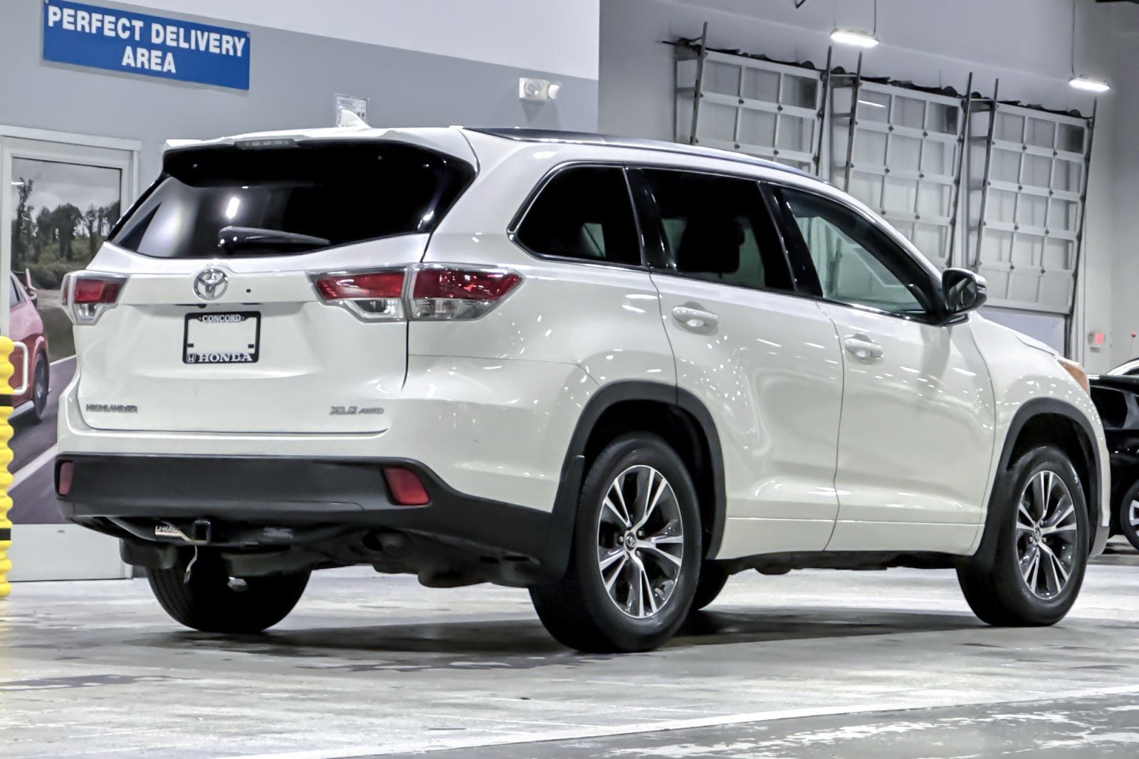 2016 Toyota Highlander XLE V6 photo 3
