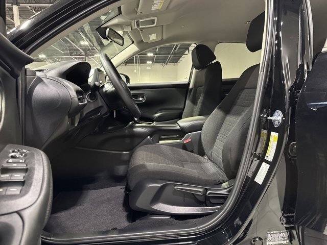 2026 Honda HR-V LX photo 4