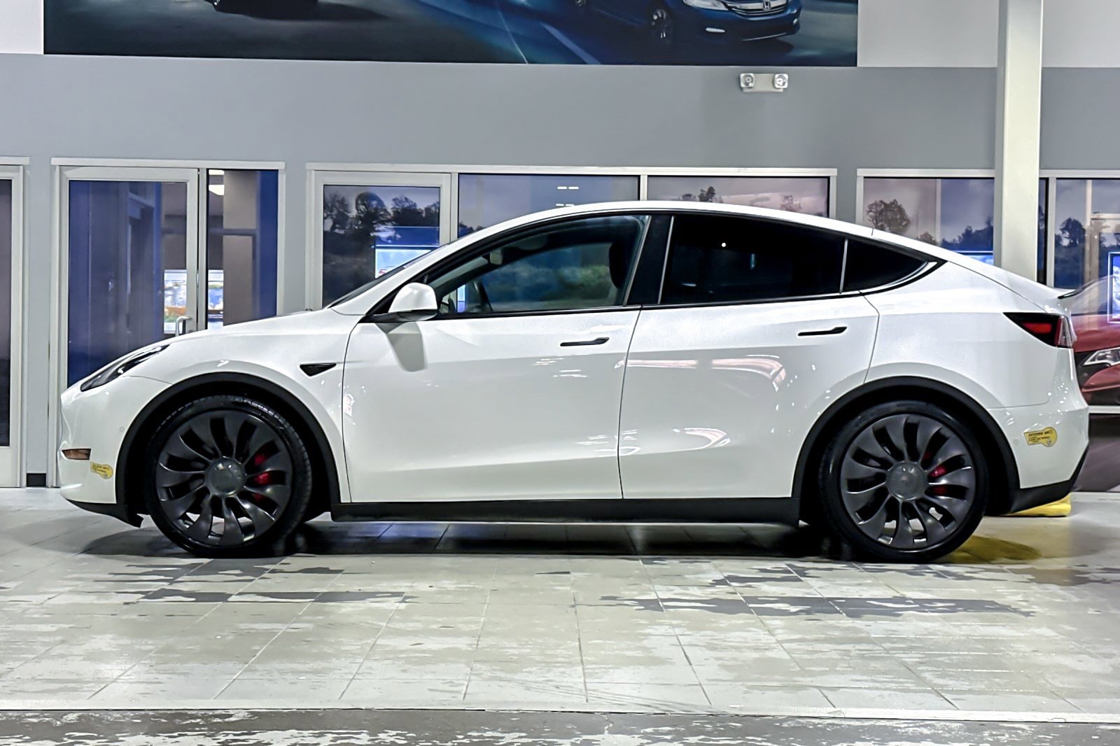 Used 2022 Tesla Model Y Performance with VIN 7SAYGDEF5NF398630 for sale in Northfield, Minnesota