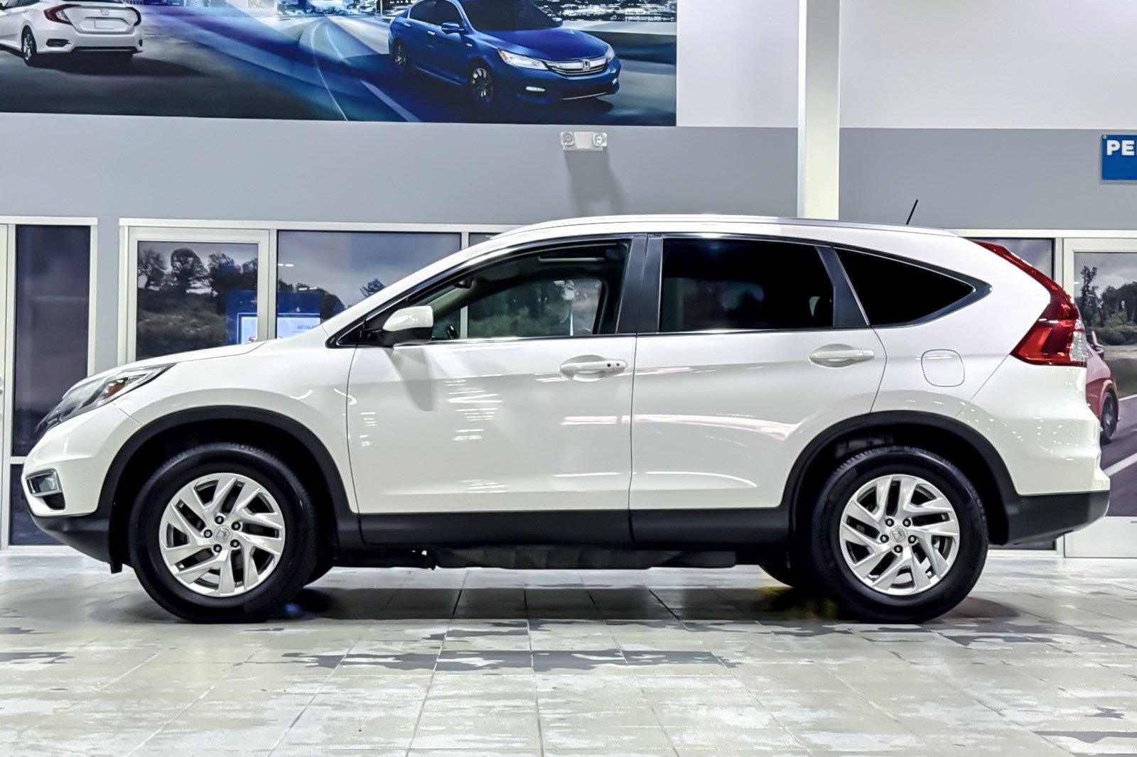 2015 Honda CR-V EX-L photo 2
