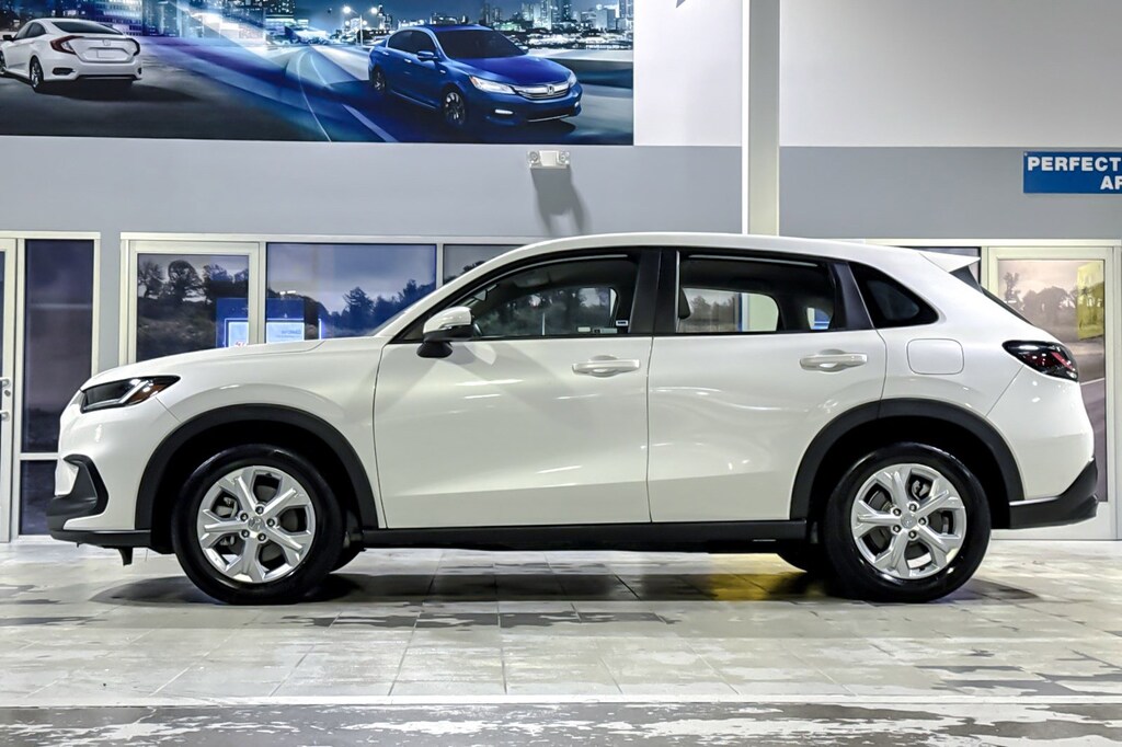 Used 2023 Honda HR-V LX 2WD SUV