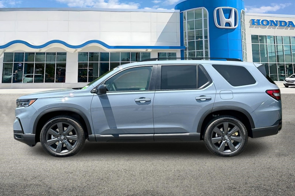 New 2025 Honda Pilot Sport SUV