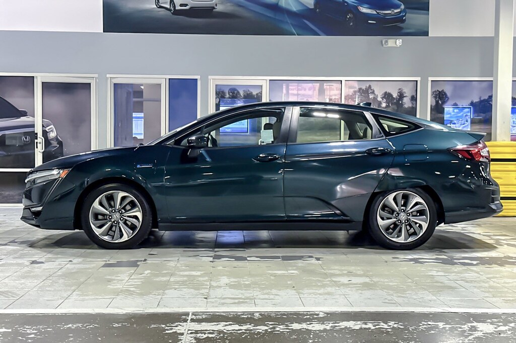 Used 2019 Honda Clarity Plug-In Hybrid Sedan