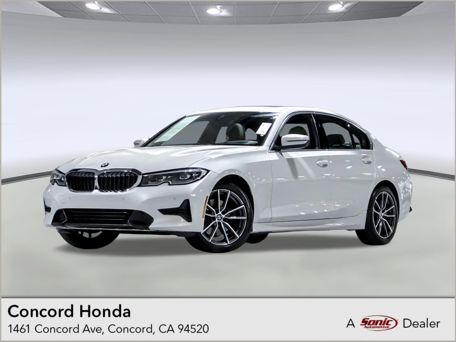 2021 BMW 3 Series 330i Sedan's photo