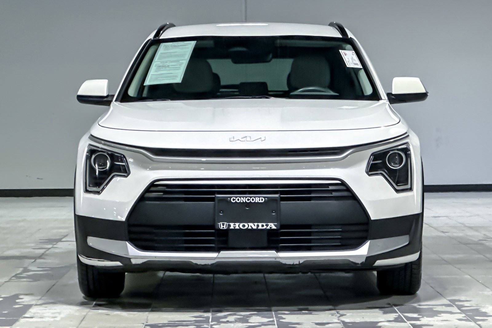 2023 Kia Niro EX photo 4