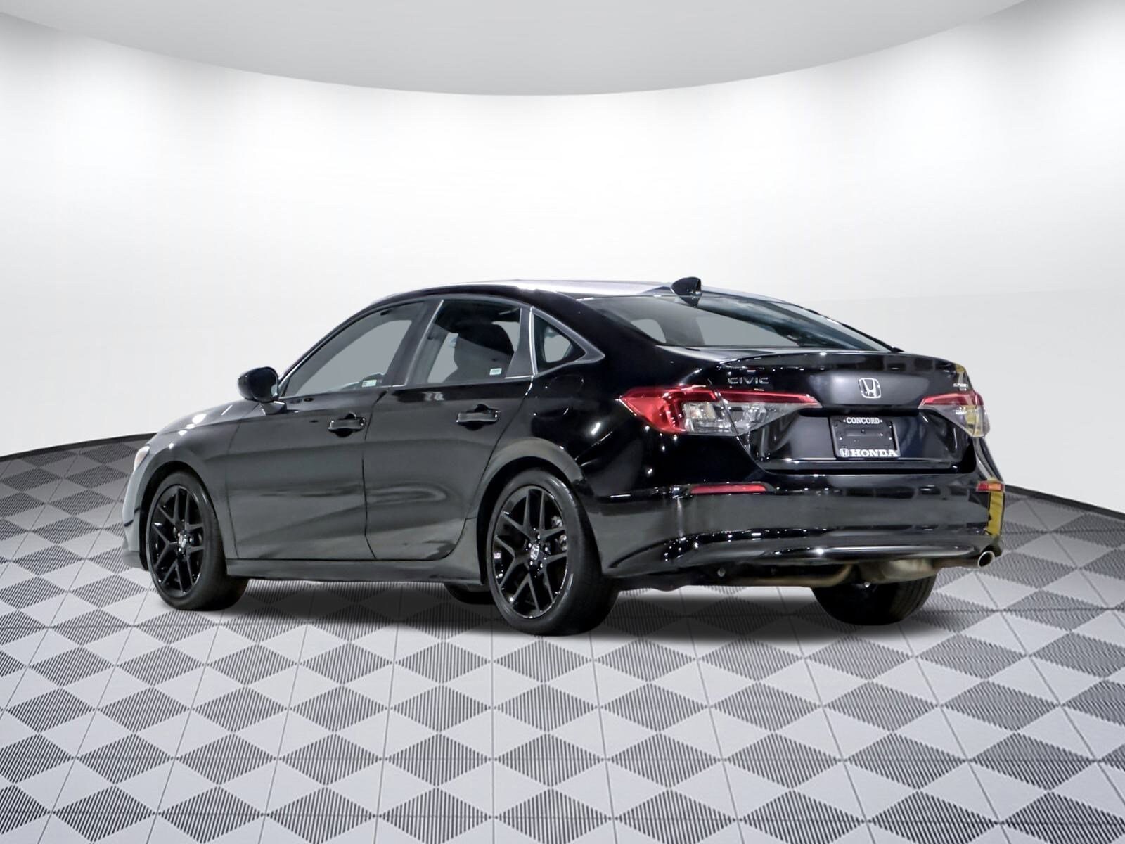2024 Honda Civic Sport photo 3