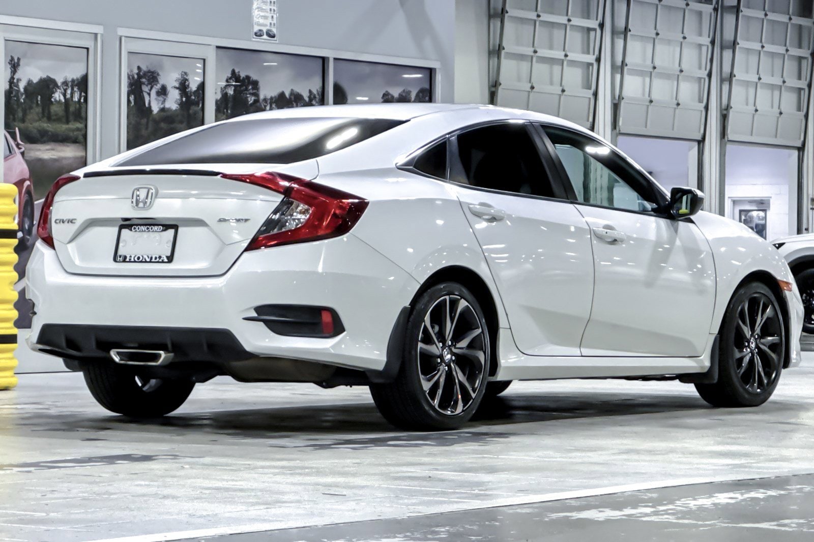 2021 Honda Civic Sport photo 3