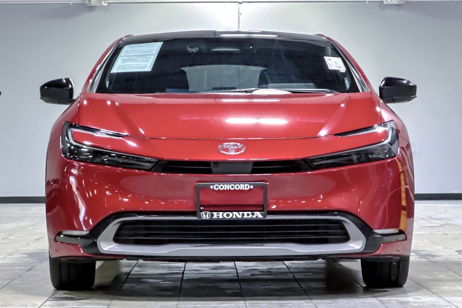 2024 Toyota Prius Limited photo 4