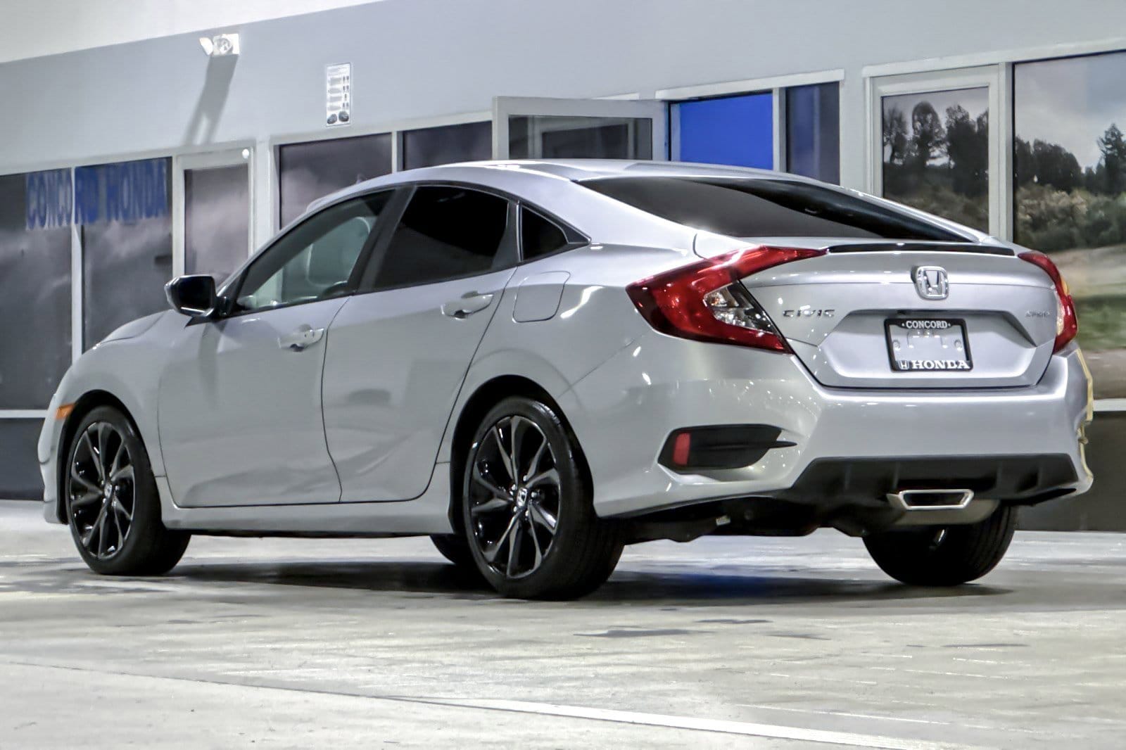 2020 Honda Civic Sport photo 2