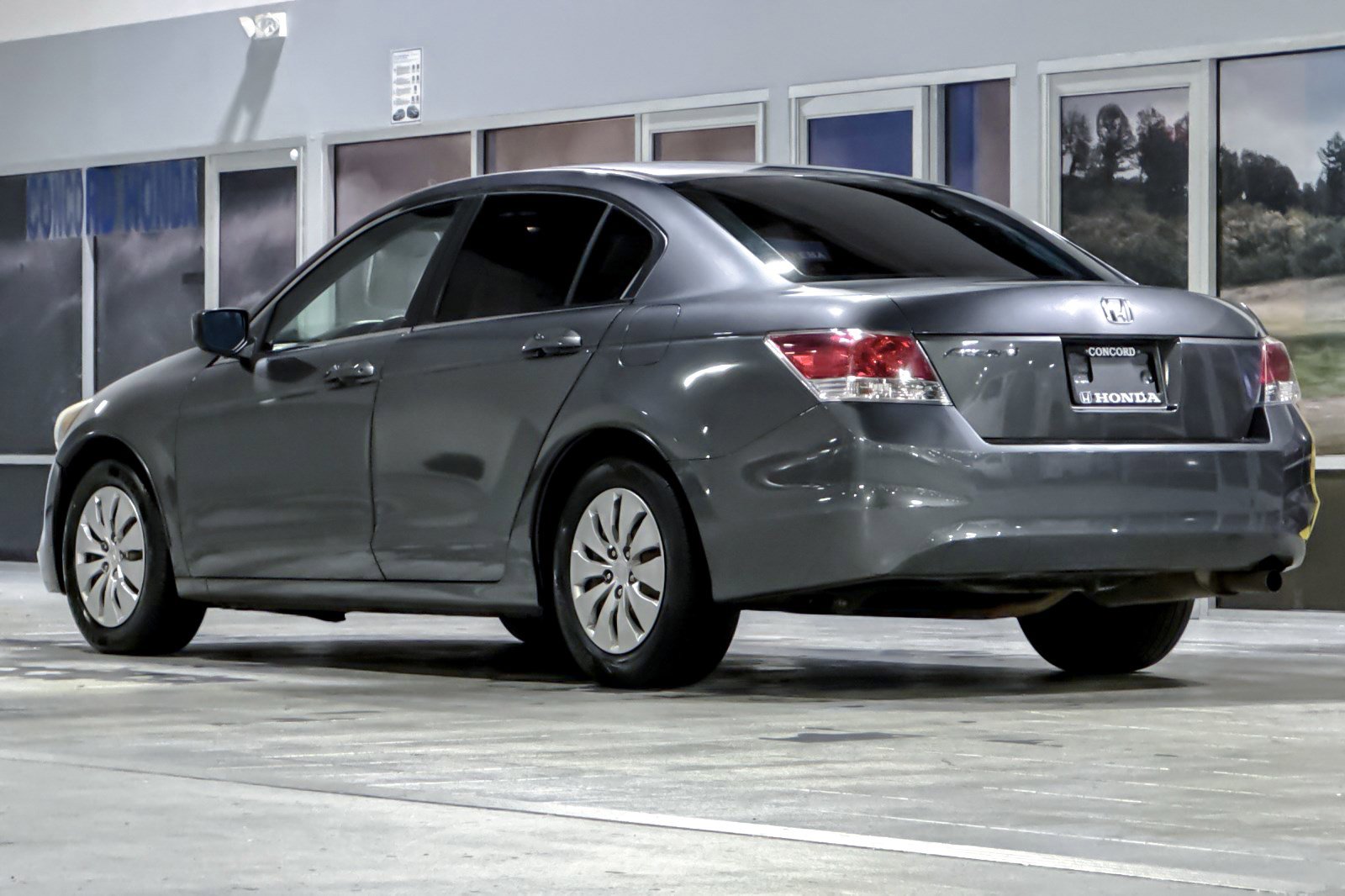 2010 Honda Accord LX photo 2