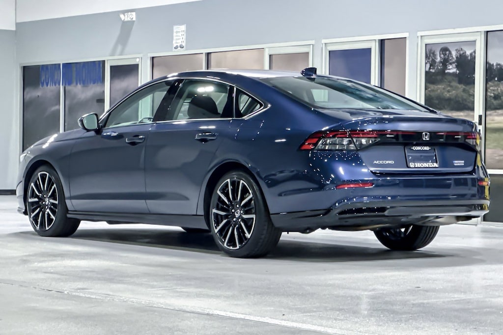 Used 2025 Honda Accord Hybrid Touring Sedan