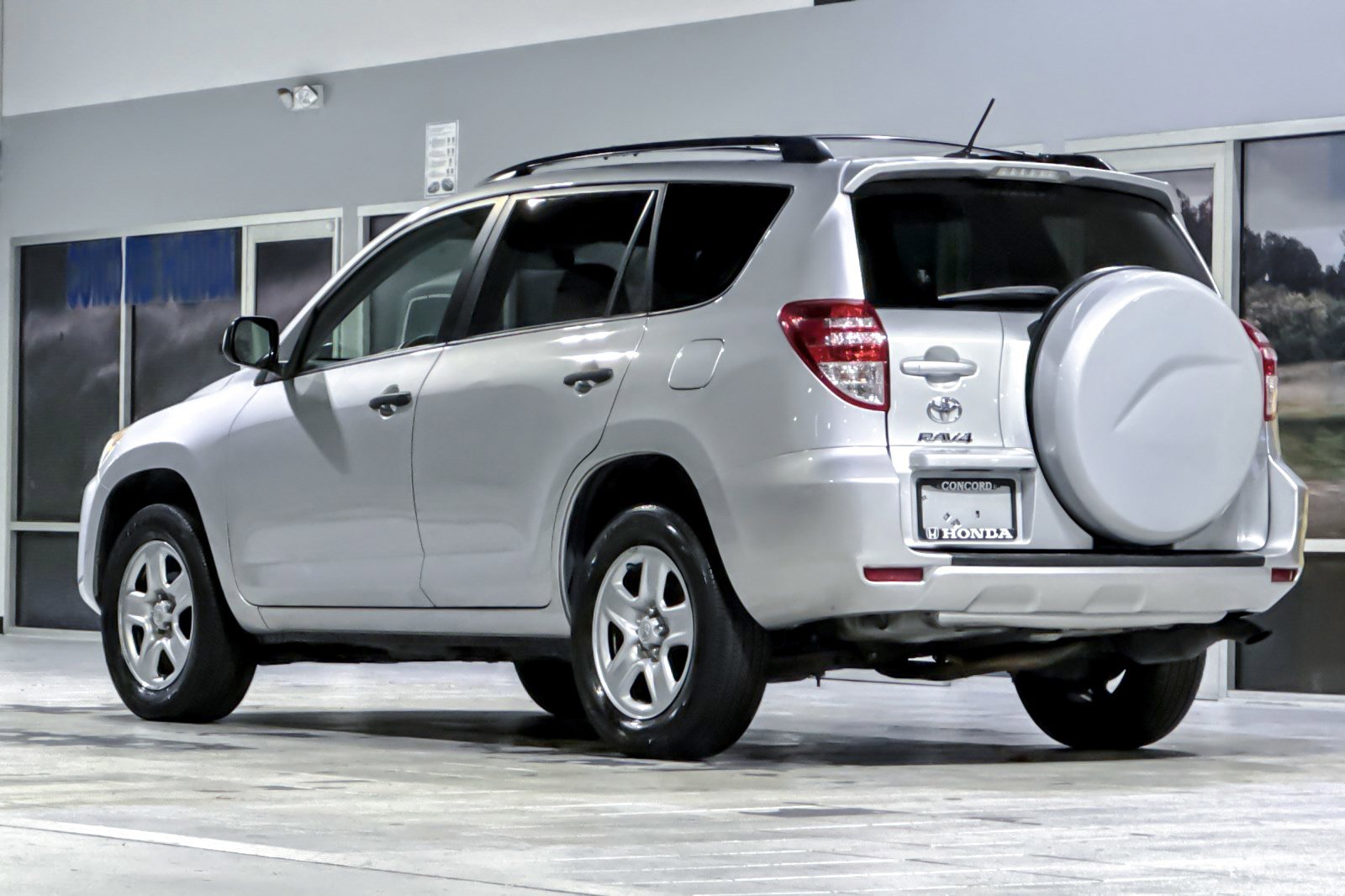 2011 Toyota RAV4 Base photo 3