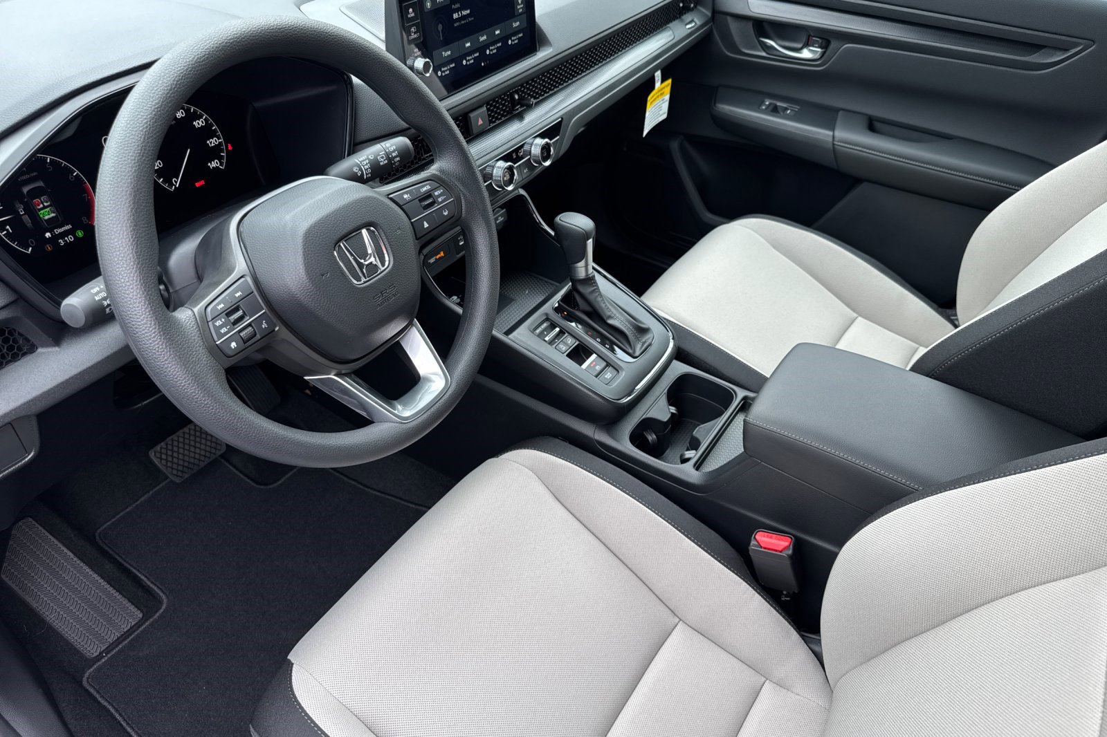 2026 Honda CR-V LX photo 4