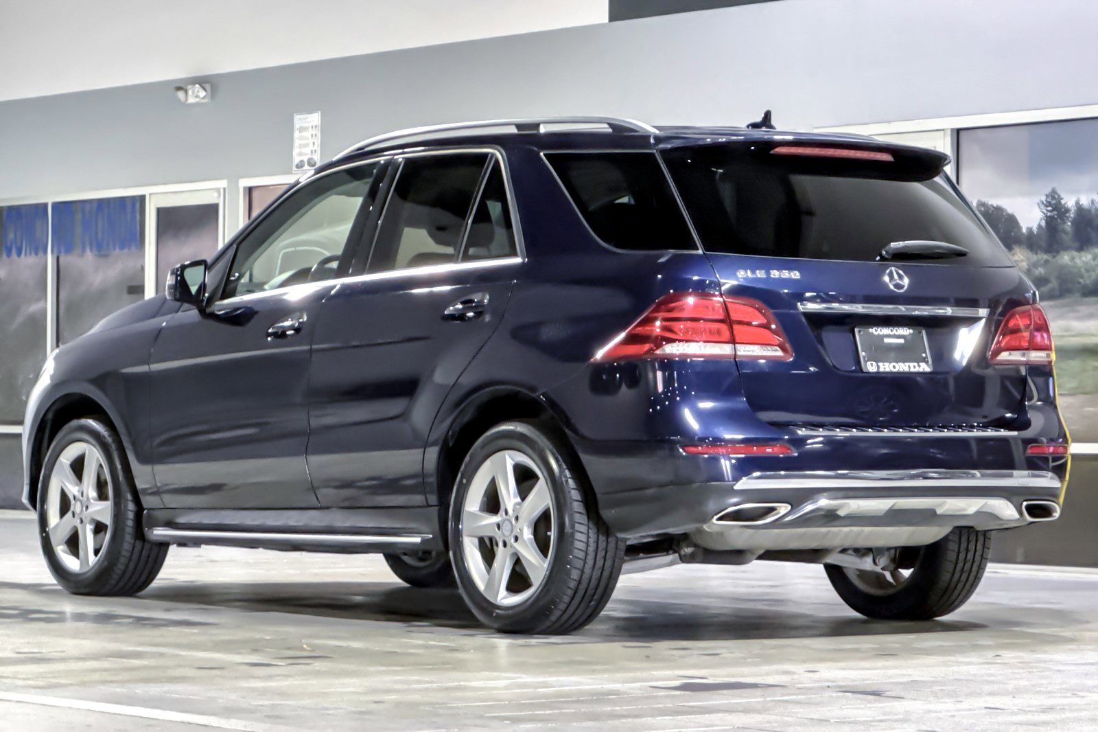 2016 Mercedes Benz GLE 350 photo 3