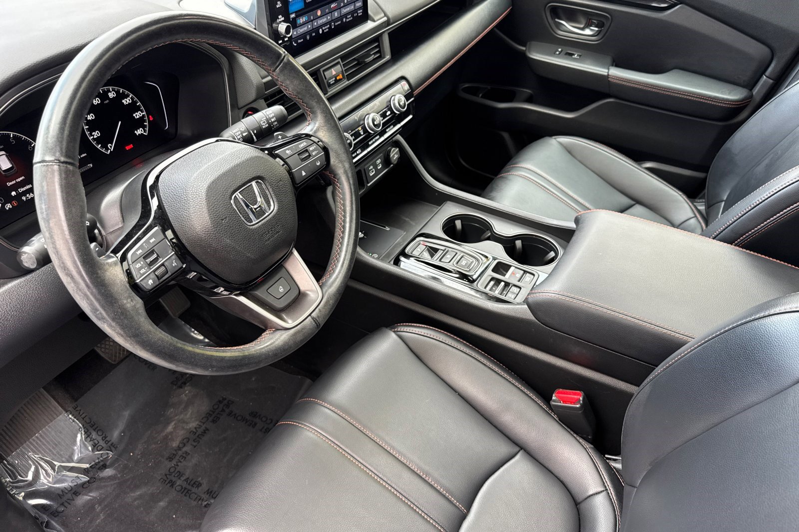 2023 Honda Pilot TrailSport photo 3