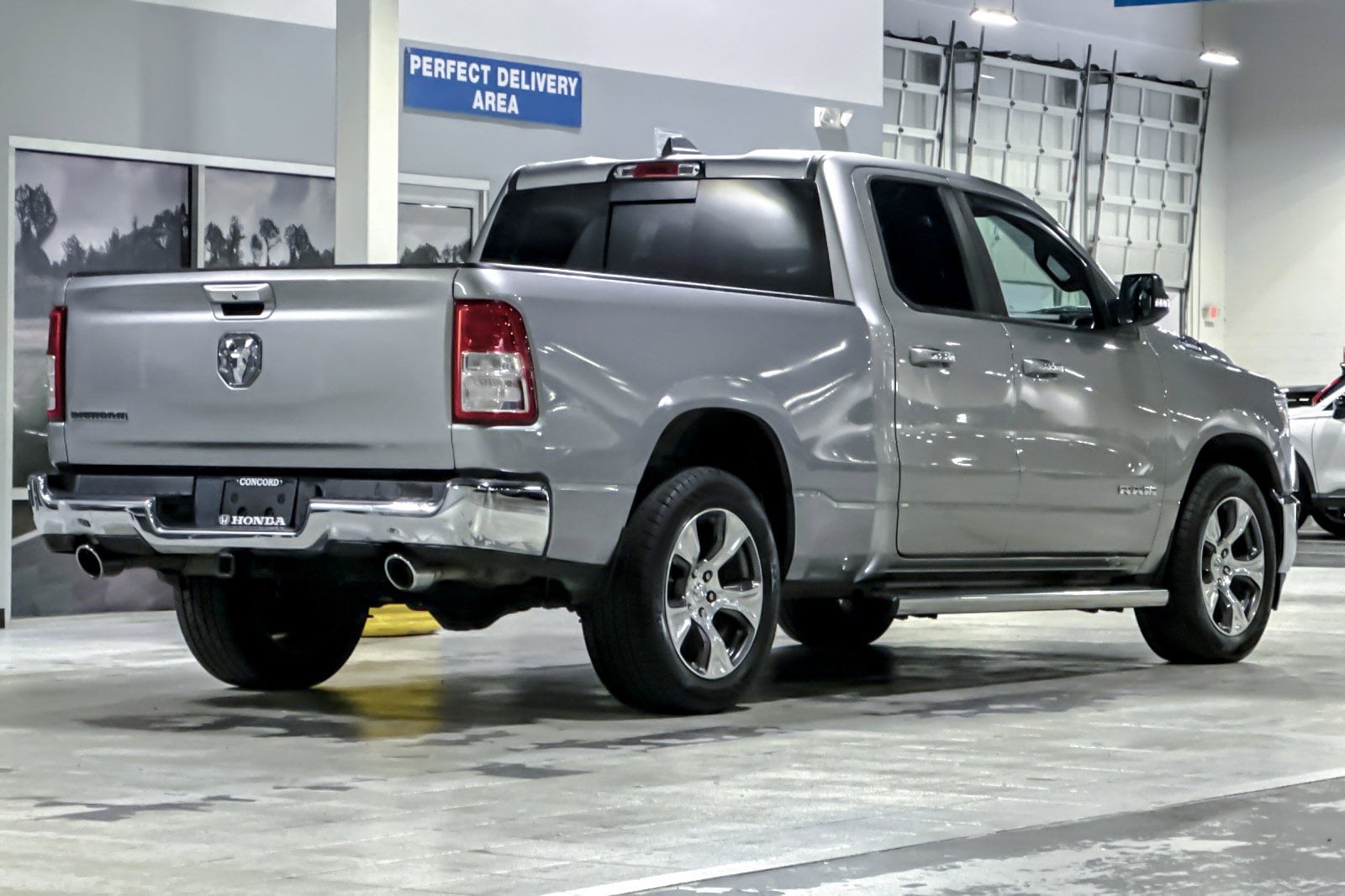 2019 Ram 1500 Big Horn/Lone Star photo 3