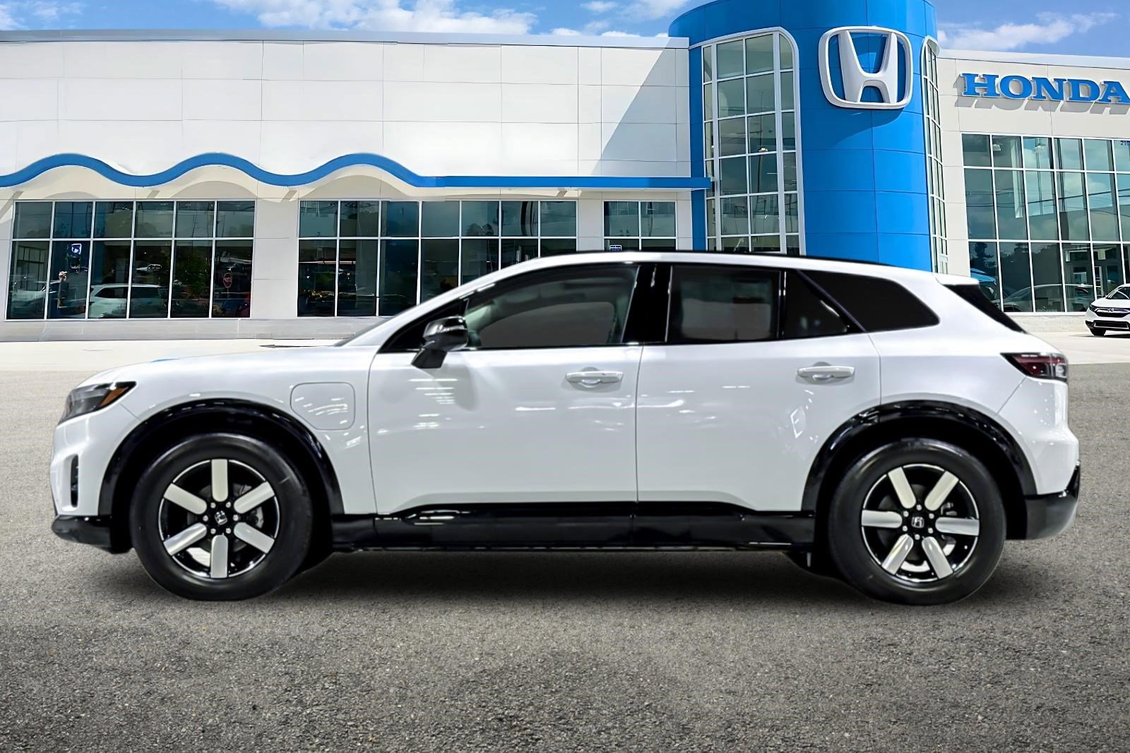 2026 Honda Prologue Touring photo 2