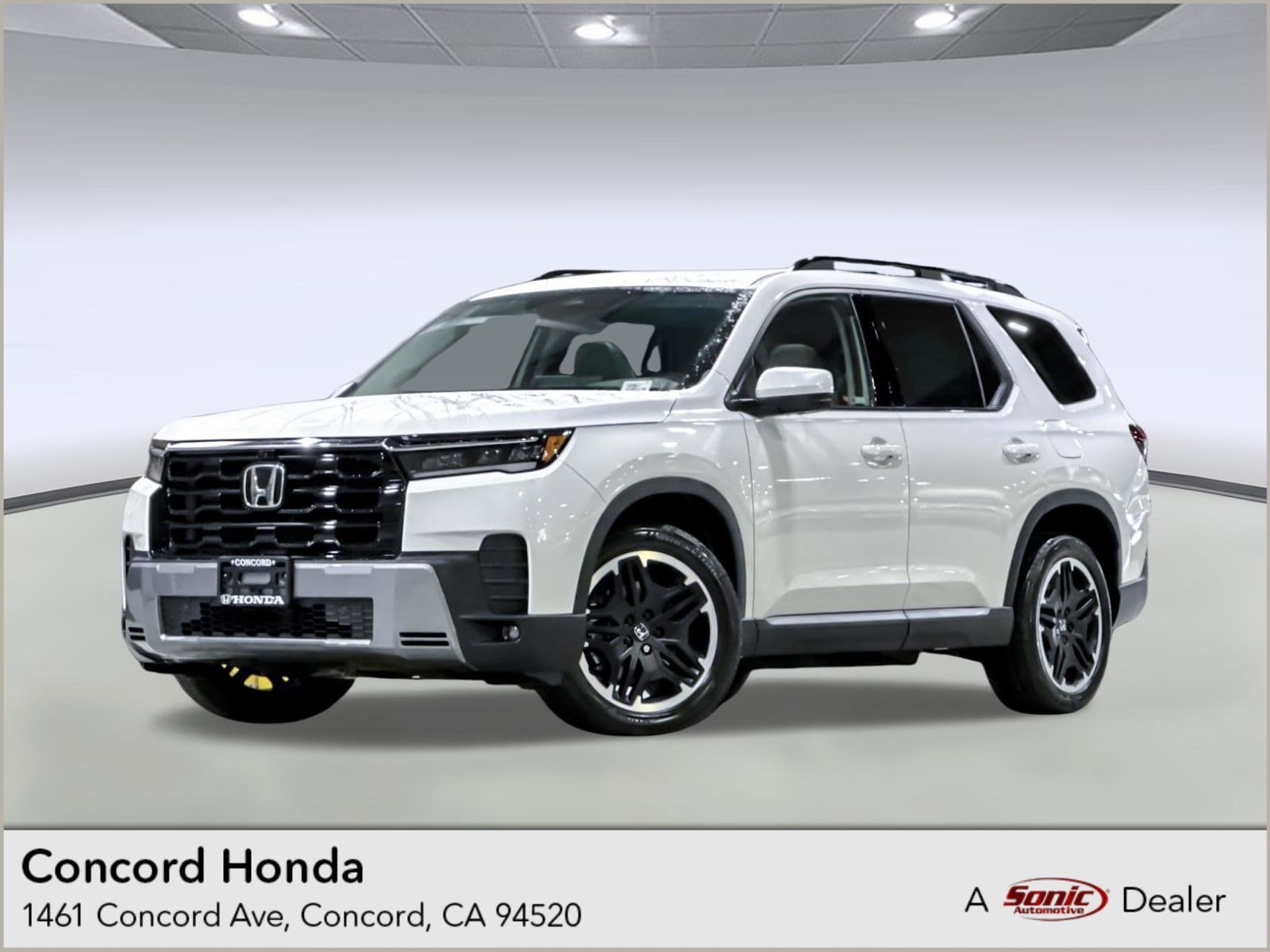 2026 Honda Pilot Touring's photo