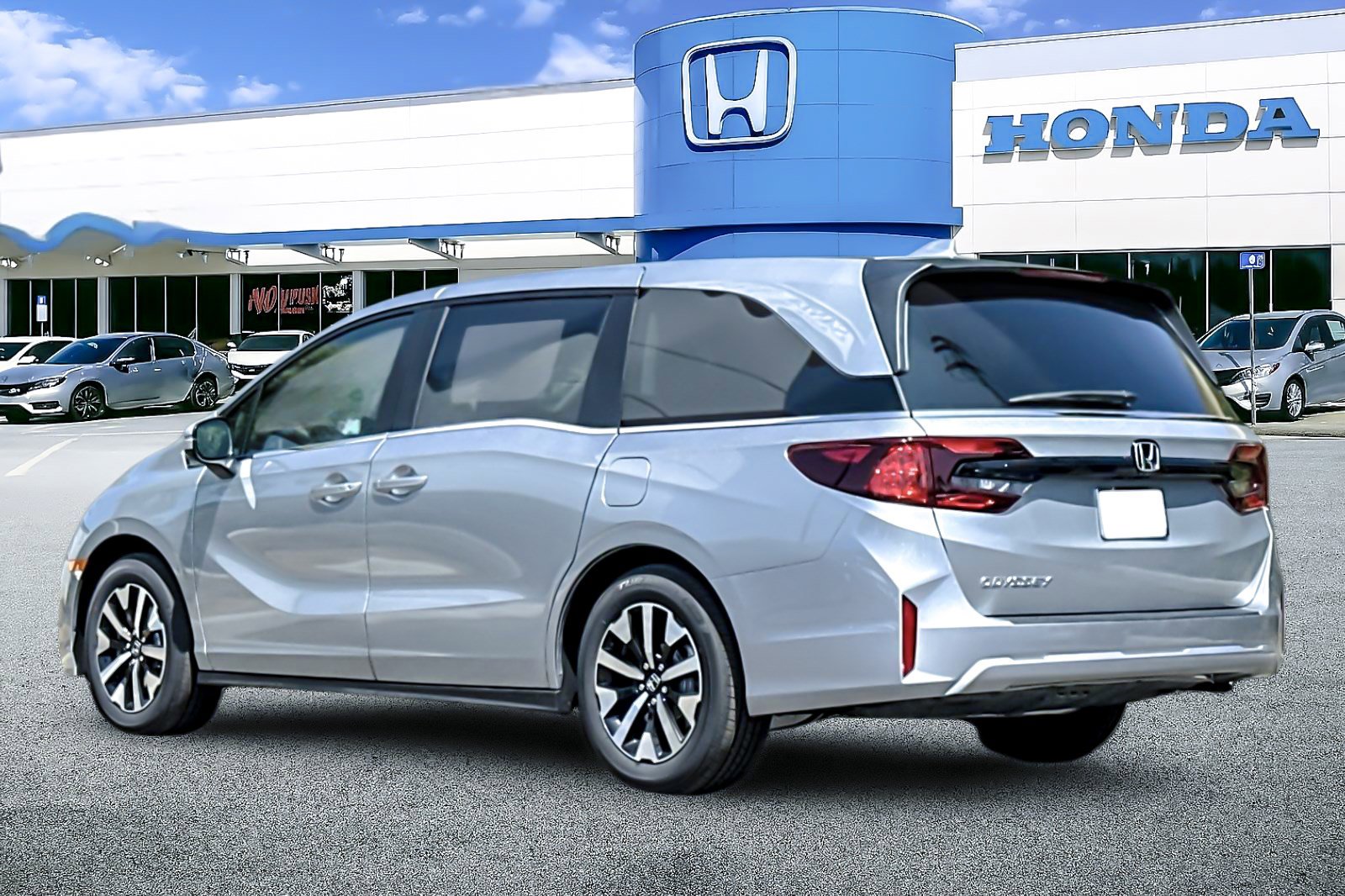 2025 Honda Odyssey EX-L photo 3
