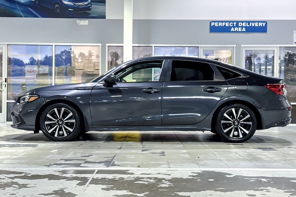 Used 2024 Honda Civic EX Sedan
