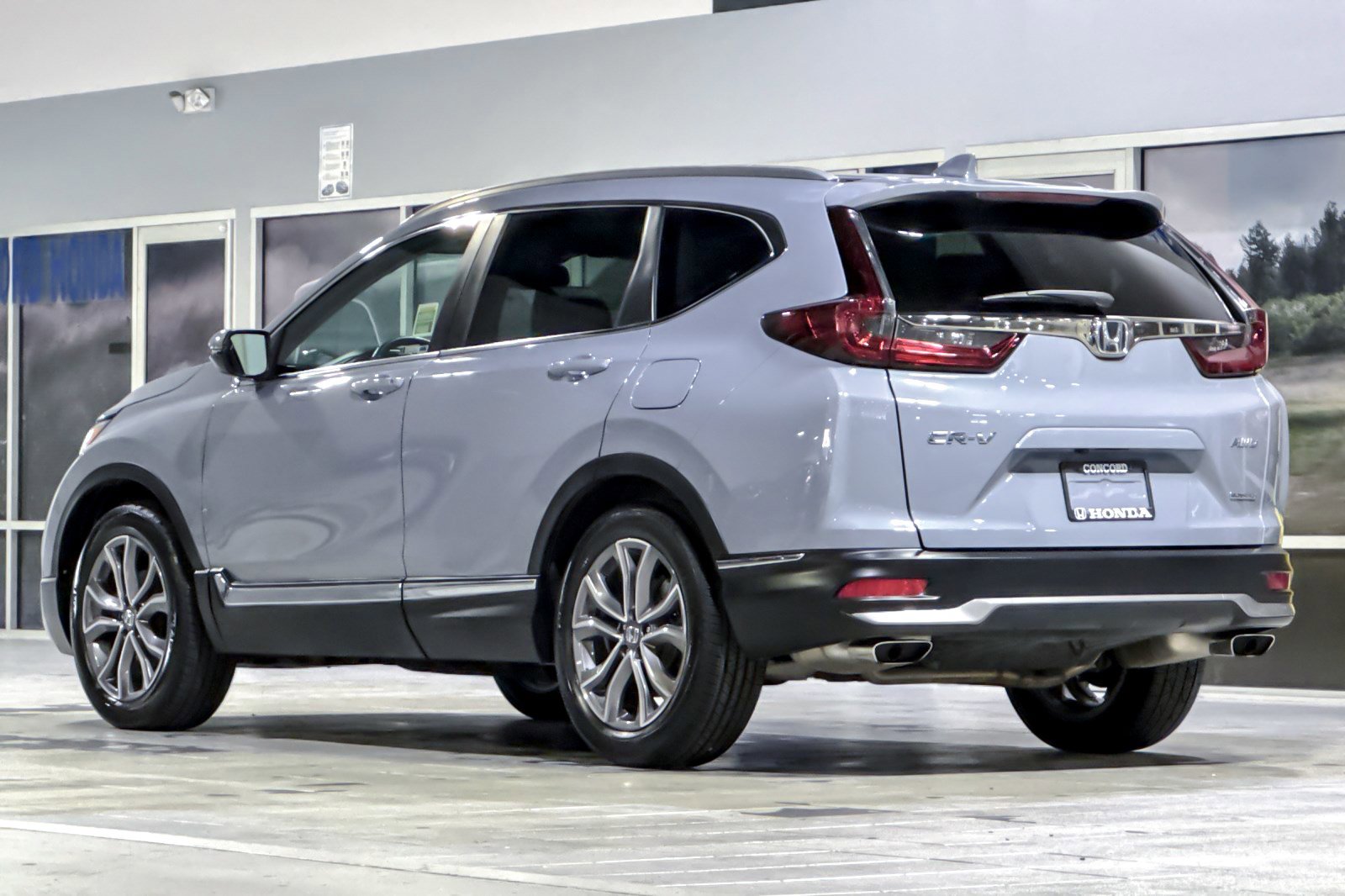 2020 Honda CR-V Touring photo 3