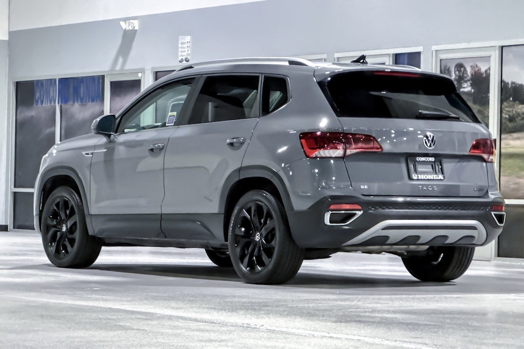 Used 2023 Volkswagen Taos 1.5T SE SUV