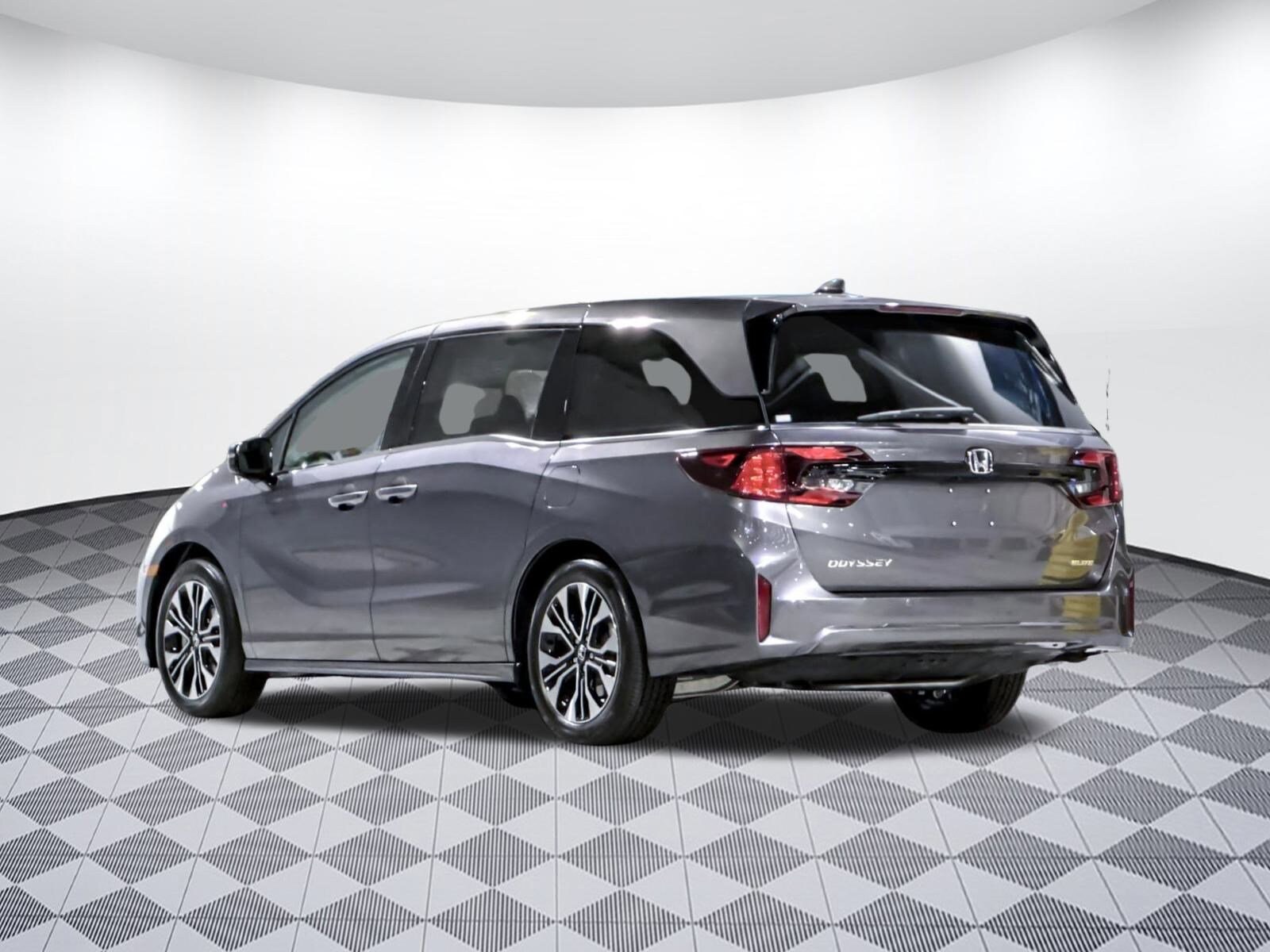 2026 Honda Odyssey Elite photo 4